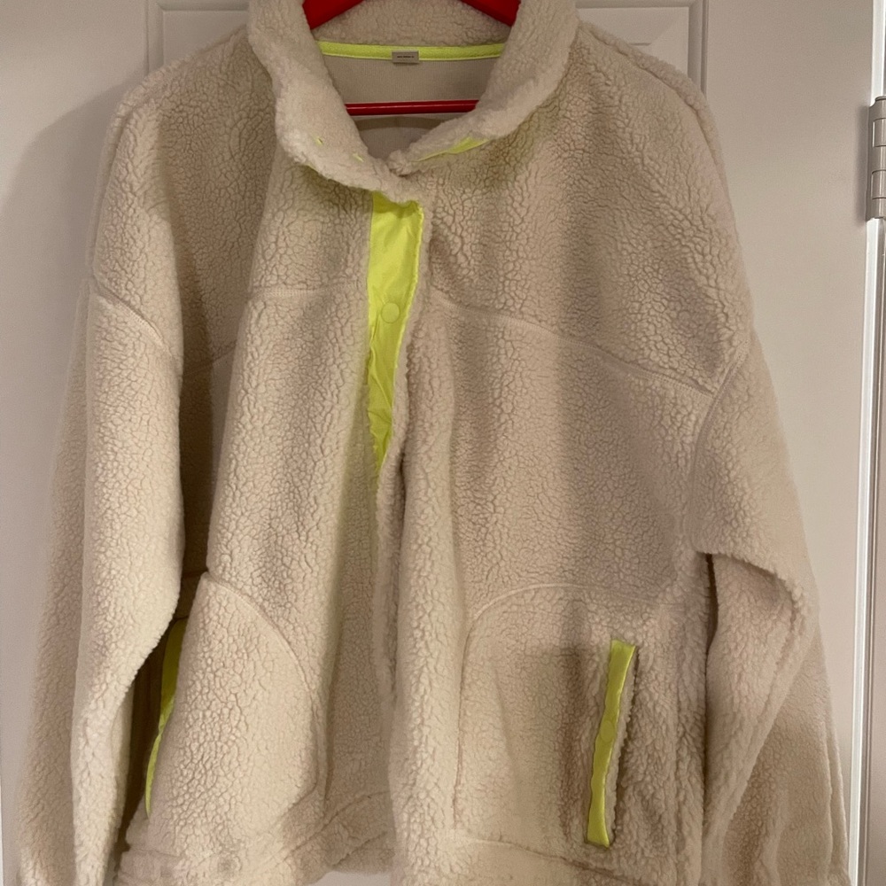 Old Navy button up fleece jacket